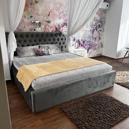 Apartament Studio Jadis 1 Орадя Экстерьер фото